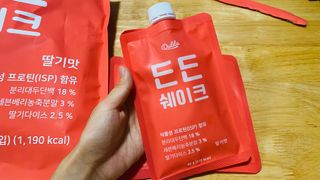 [덜다] 든든 식물성 단백질 쉐이크 40g X 7입 (곡물/딸기) — 4.5점을 준 리뷰어가 2023년 8월 올린 사용 사진