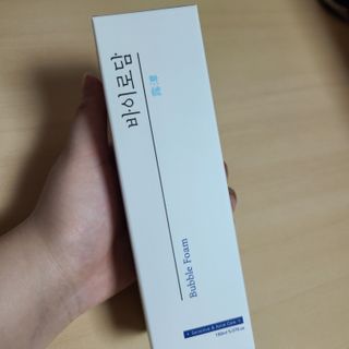 [바이로담] 저자극 약산성버블 폼 폼클렌징 150ml — 5점을 준 리뷰어가 2021년 3월 올린 사용 사진
