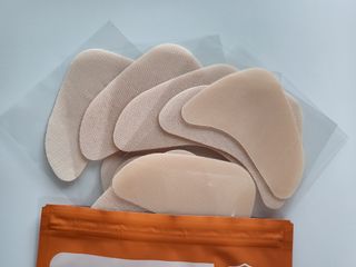 원에이드 알로에사포나리아 투명 골프패치 & 원에이드 하이드로겔 스포츠패치 — 5점을 준 리뷰어가 2022년 8월 올린 사용 사진