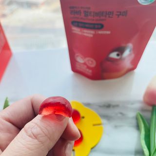 [푸름웰니스] 라바 멀티비타민 구미 36g — 5점을 준 리뷰어가 2022년 3월 올린 사용 사진