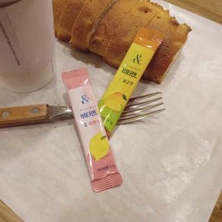 비타앤C 레몬맛, 망고맛 — 5점을 준 리뷰어가 2021년 4월 올린 사용 사진