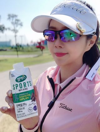 셀렉스스포츠 셀렉스 스포츠 웨이 프로틴 초콜릿 _ 330ml x 12팩 — 5점을 준 리뷰어가 2021년 5월 올린 사용 사진