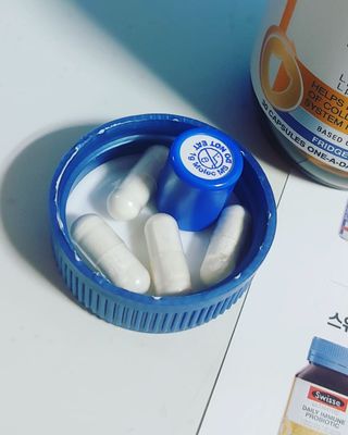 Swisse 스위스 데일리 이뮨 프로바이오틱스 10억, 30정 — 5점을 준 리뷰어가 2021년 3월 올린 사용 사진