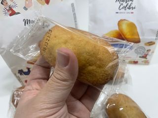 [메종콜리브리] 프랑스 마들렌 메종콜리브리 플레인 마들렌 2팩 — 4점을 준 리뷰어가 2022년 2월 올린 사용 사진