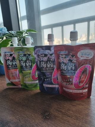 ORIHIRO 오리히로 곤약젤리 제로칼로리 130g 4종 4팩(맛별로 1팩씩) — 5점을 준 리뷰어가 2023년 3월 올린 사용 사진