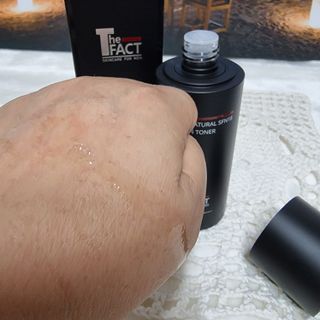 The Fact 더팩트 내추럴 에스에프엔 에이틴 스킨 토너 150ml — 5점을 준 리뷰어가 2022년 7월 올린 사용 사진