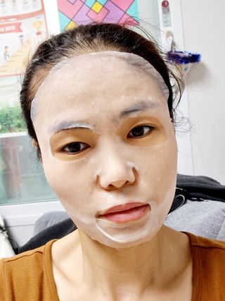 태그스킨 4스텝 주름개선 피부미백 영양 마스크팩 3개 세트(최신버전) — 5점을 준 리뷰어가 2022년 4월 올린 사용 사진