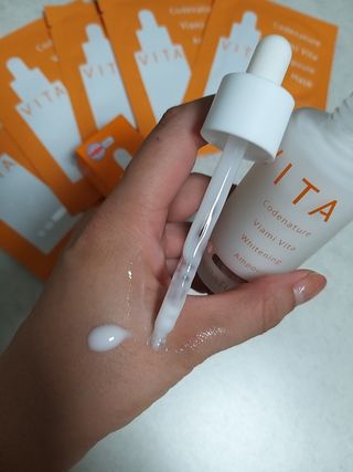 코드네이처 비아미 비타 화이트닝 앰플 과 마스크[5장] — 5점을 준 리뷰어가 2021년 10월 올린 사용 사진
