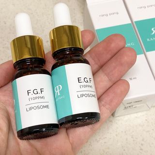 랑팡 EGF+FGF 10ppm 리포좀 앰플 원액 10ml — 5점을 준 리뷰어가 2021년 11월 올린 사용 사진
