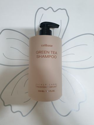 프리마인 더이상 뻣뻣하고 효과없는 탈모샴푸는 NO. 근본부터 케어하는 셀베이스 그린티샴푸(500ml) — 5점을 준 리뷰어가 2023년 5월 올린 사용 사진