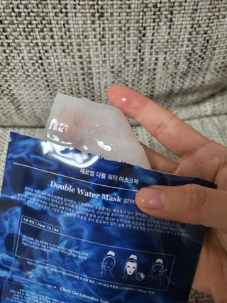 체르엠 그린 케비어 더블워터 마스크팩 5매입  2팩 — 5점을 준 리뷰어가 2021년 12월 올린 사용 사진