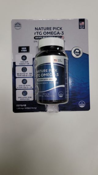 서울약사신협 네이처픽_알티지오메가3_1,205mg x 180캡슐 — 5점을 준 리뷰어가 2021년 9월 올린 사용 사진