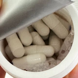 프리마인 성큼다가온 봄, 이너뷰티를 챙겨야 피부도 화사하게, 컨디션도 활기차게. 흡수율을 높인 고효율 비타민. — 5점을 준 리뷰어가 2023년 4월 올린 사용 사진