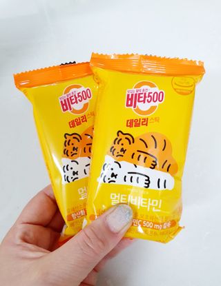 광동생활건강 프리 [광동] VB와 VC를 함유한 멀티 비타민 비타 500 데일리 스틱 180포 — 5점을 준 리뷰어가 2022년 8월 올린 사용 사진