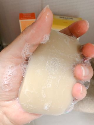 벨레다 카렌듈라 솝& 씨벅쏜 미니 핸드크림 세트 — 5점을 준 리뷰어가 2021년 8월 올린 사용 사진