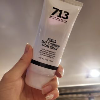 [세븐원쓰리 713] 내 본연의 피부회복 피누스 소나무보습크림 — 5점을 준 리뷰어가 2021년 10월 올린 사용 사진