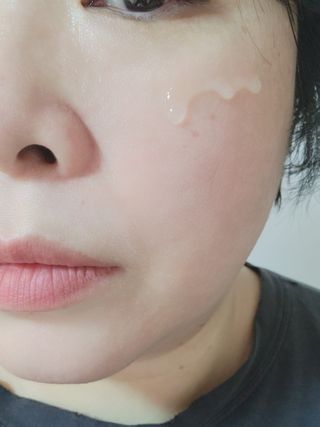 체르엠 스템앤셀 비타민 브라이트닝 에센스 30ml 1개 — 5점을 준 리뷰어가 2022년 1월 올린 사용 사진