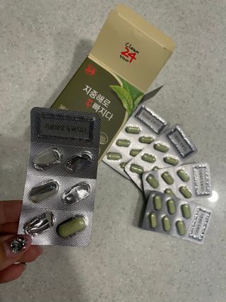 클린24시간 지중해로 쏙빠지다 1SET (800mg*60정) — 5점을 준 리뷰어가 2022년 11월 올린 사용 사진