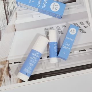 [립빠미] 립앤칙스 멀티밤 + 베리어립밤 2종 — 4점을 준 리뷰어가 2021년 8월 올린 사용 사진