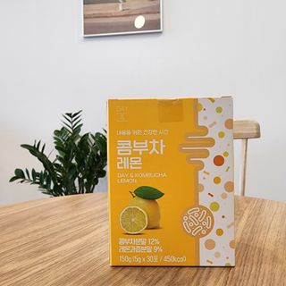 참앤들황토농원 7가지 맛! 탄산 톡톡! 스파클링! 데이앤 콤부차 7종 10포 1박스씩 ★총 7박스★ — 3.5점을 준 리뷰어가 2023년 3월 올린 사용 사진