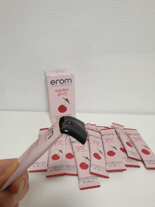 이롬 erom 타트체리 콜라겐 — 5점을 준 리뷰어가 2021년 4월 올린 사용 사진