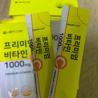 서울약사신협 프리미엄 비타민C 1,000mg_2.5g x 50포 — 5점을 준 리뷰어가 2021년 10월 올린 사용 사진