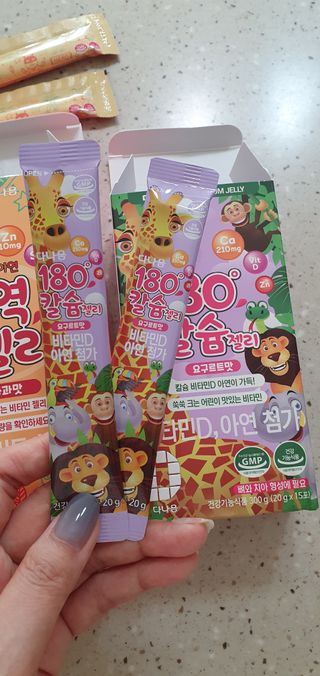 다나음 180도 칼슘젤리+아연면역젤리 — 5점을 준 리뷰어가 2021년 12월 올린 사용 사진