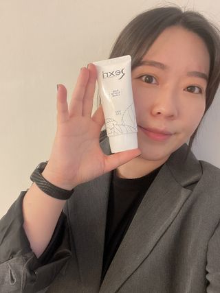 렉스리 데일리 톤업 크림 Rexri Daily Tone Up Cream — 5점을 준 리뷰어가 2022년 10월 올린 사용 사진