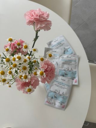 세뚜아(Cettua) [세뚜아] 모이스처 밸런싱 페이셜 마스크 Cettua Moisture Balancing Facial Mask 5매 — 4.5점을 준 리뷰어가 2024년 4월 올린 사용 사진