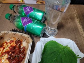 몽베스트 Montbest with Sparkling water Plain 20병 — 5점을 준 리뷰어가 2021년 11월 올린 사용 사진