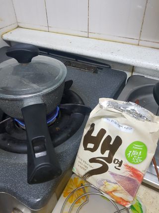 [풀무원] 자연은맛있다 정면, 백면, 홍면  세트 — 5점을 준 리뷰어가 2021년 4월 올린 사용 사진