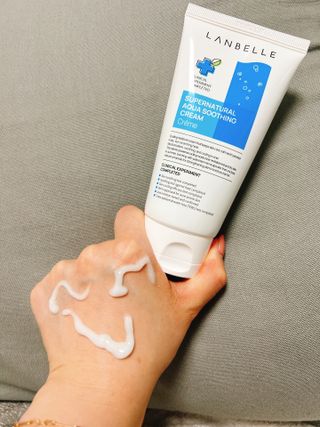 랑벨 수퍼내츄럴 아쿠아 수딩 크림 100ml — 3.5점을 준 리뷰어가 2022년 4월 올린 사용 사진