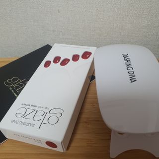 데싱디바 글레이즈 젤네일 크레이지 레드 가을 컬렉션_4종 중 택 1 — 5점을 준 리뷰어가 2021년 9월 올린 사용 사진
