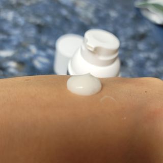 뷰티메드 OFL 리밸런싱 케어 크림 50ml — 5점을 준 리뷰어가 2022년 8월 올린 사용 사진