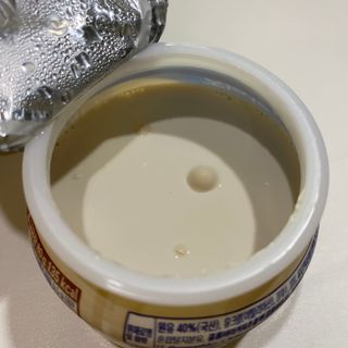 매일바이오 그릭요거트 오리지널 플레인 4개, 로스터리 커피믹스 4개 — 5점을 준 리뷰어가 2021년 12월 올린 사용 사진