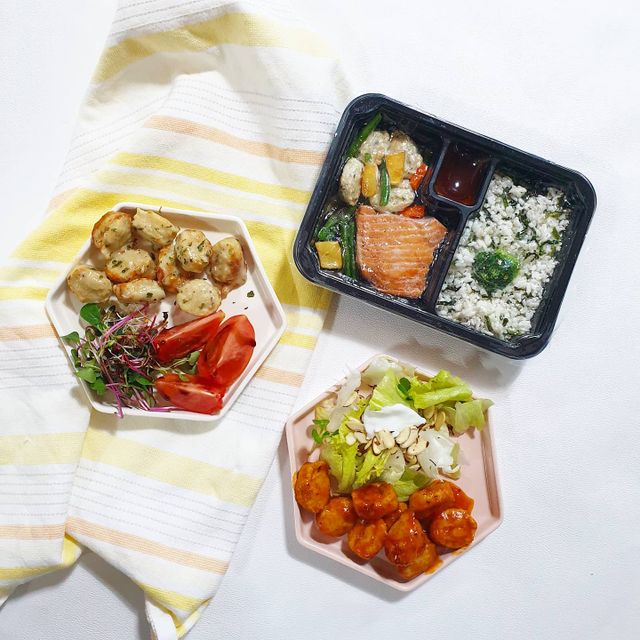 [굽네] 소스가 맛있는 닭가슴살 한입 볼 2종 리뷰 사진