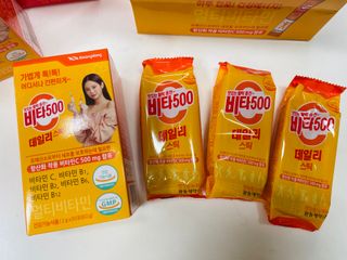 광동생활건강 [광동] 비타500데일리스틱 크리스마스 에디션 60포+20포 추가 증정&쇼핑백+스티커 gift — 5점을 준 리뷰어가 2021년 12월 올린 사용 사진