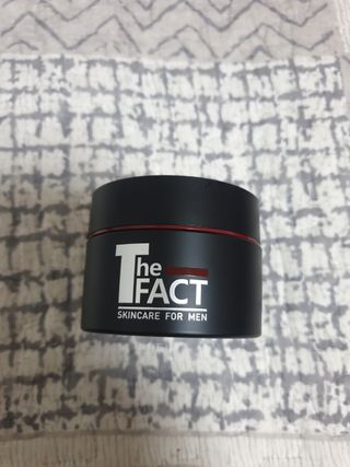 The Fact 더팩트 에스에프엔 브라이트닝 안티 링클 크림 50ml — 5점을 준 리뷰어가 2022년 5월 올린 사용 사진