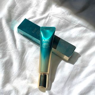 [NEW 탄력유턴 아이크림] AHC 유스 래스팅 리얼 아이크림 포 페이스 — 5점을 준 리뷰어가 2021년 3월 올린 사용 사진