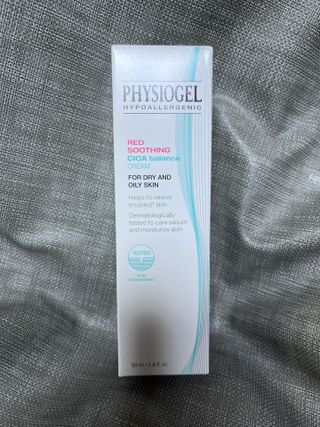 피지오겔 레드수딩 시카밸런스 크림 50ml — 5점을 준 리뷰어가 2022년 4월 올린 사용 사진
