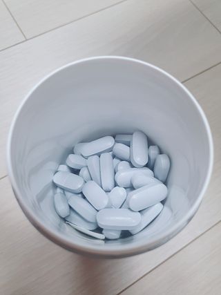 Swisse 스위스 헤어스킨네일 100정 — 4.5점을 준 리뷰어가 2021년 9월 올린 사용 사진