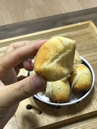 Dog&Ball 독앤볼 [Dog&Ball] 미니찹쌀볼도그 찹쌀치즈볼 — 5점을 준 리뷰어가 2021년 8월 올린 사용 사진