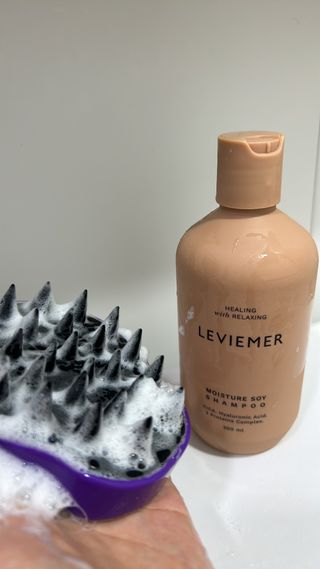 나노힐 르비에메르 소이 샴푸 300ml 구매평 — 5점을 준 리뷰어가 2024년 7월 올린 사용 사진
