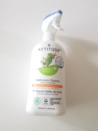 에티튜드 천연 욕실 클리너 시트러스제스트 향 (800ml) — 5점을 준 리뷰어가 2022년 9월 올린 사용 사진
