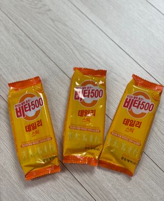 광동제약 [광동] 비타500데일리스틱 70포X2개 + 뚱랑이엽서 + 쇼핑백 증정 — 5점을 준 리뷰어가 2022년 1월 올린 사용 사진