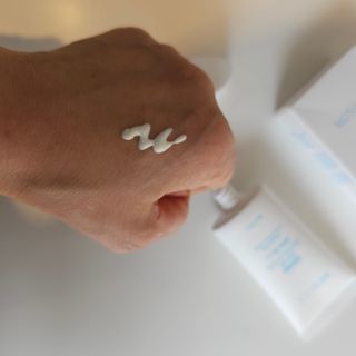 엠디스픽 무향자차 수분 선크림 PSF50+ PA++++ 50ml — 5점을 준 리뷰어가 2023년 3월 올린 사용 사진