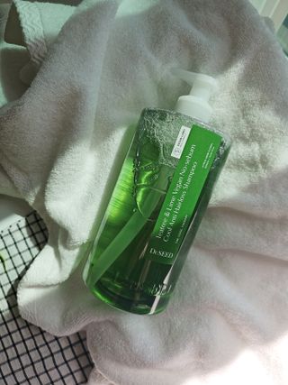 닥터시드 티트리 앤 라임 비건 지성케어 쿨 탈모 샴푸 (1000ml) — 5점을 준 리뷰어가 2024년 4월 올린 사용 사진