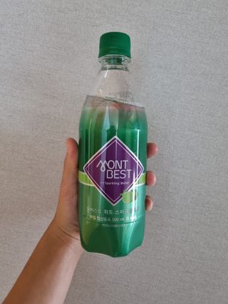 몽베스트 Montbest with Sparkling water Lime20병 — 5점을 준 리뷰어가 2021년 10월 올린 사용 사진