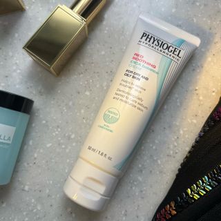 피지오겔 레드수딩 시카밸런스 크림 50ml — 5점을 준 리뷰어가 2022년 4월 올린 사용 사진