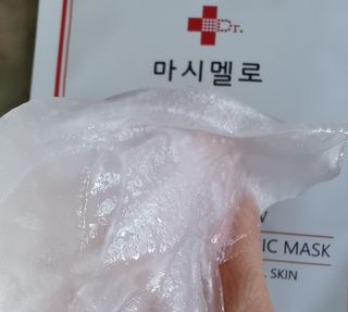 닥터마시멜로 마블러스 멀티 클리닉 마스크 — 4.5점을 준 리뷰어가 2021년 2월 올린 사용 사진